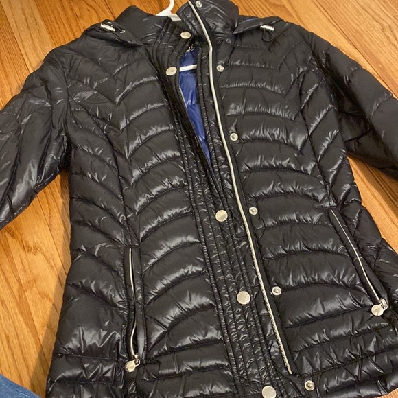 Laundry by Shelli Segal Black Puffer Coat - Picture 3 of 4